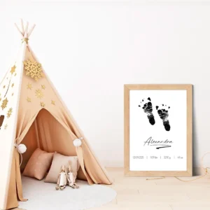 Personalisierter Baby Abdruck Poster | Geburtsbild mit Namen & Daten | Geschenk zur Geburt oder Taufe | A4/A3 mit Rahmen oder digital